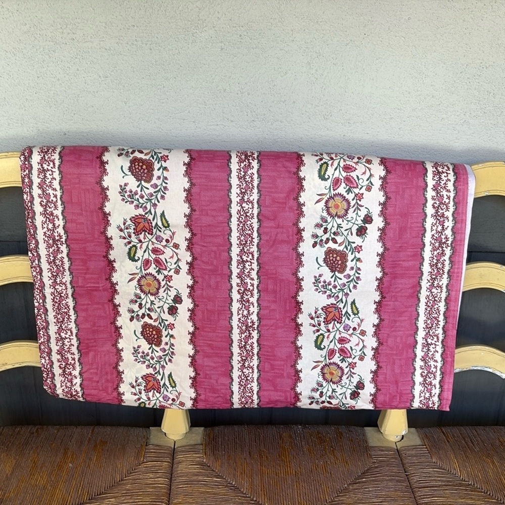 Floral Pink and White Throw Blanket